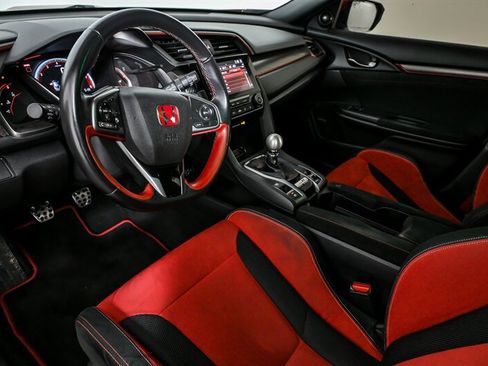 Used 2019 Honda Civic Type R image 16