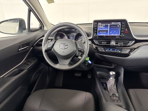 Used 2021 Toyota C-HR LE FWD image 18
