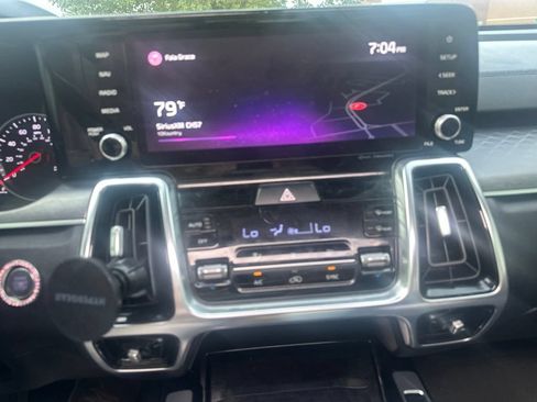 Used 2021 Kia Sorento SX AWD/4WD image 7