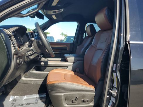 Used 2024 RAM 2500 Limited image 11