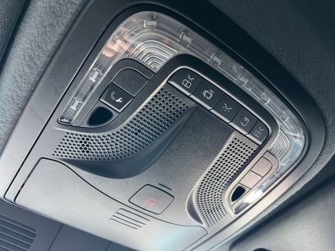 Used 2024 Mercedes-Benz Sprinter 2500 image 32