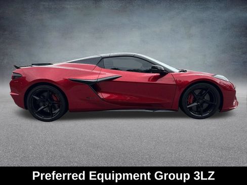 Used 2025 Chevrolet Corvette E-Ray AWD/4WD image 7