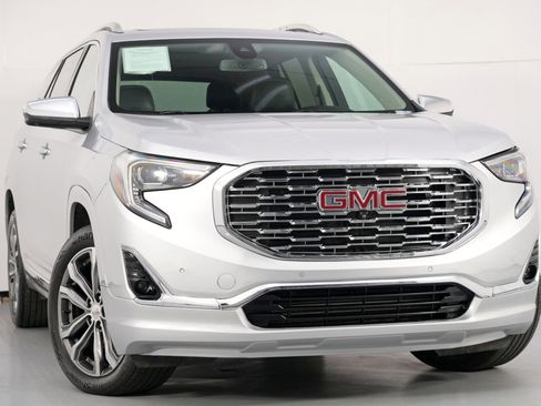 Used 2020 GMC Terrain Denali w/ GMC Pro Grade Package image 2