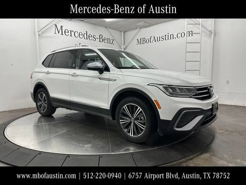 Used 2024 Volkswagen Tiguan Wolfsburg Edition FWD image 1