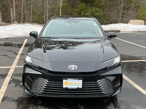 New 2026 Toyota Camry XLE w/ Premium Package AWD/4WD image 4