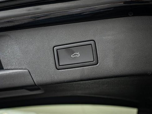 Used 2024 Volkswagen ID.4 S image 18