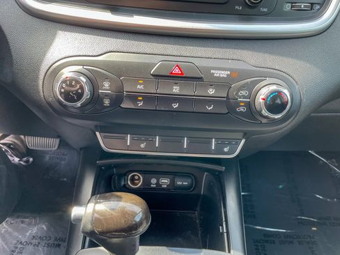 Used 2016 Kia Sorento AWD w/ LX Convenience Package image 17