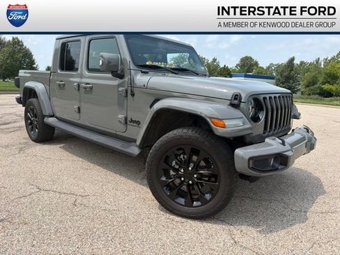 Used 2022 Jeep Gladiator Overland AWD/4WD image 1