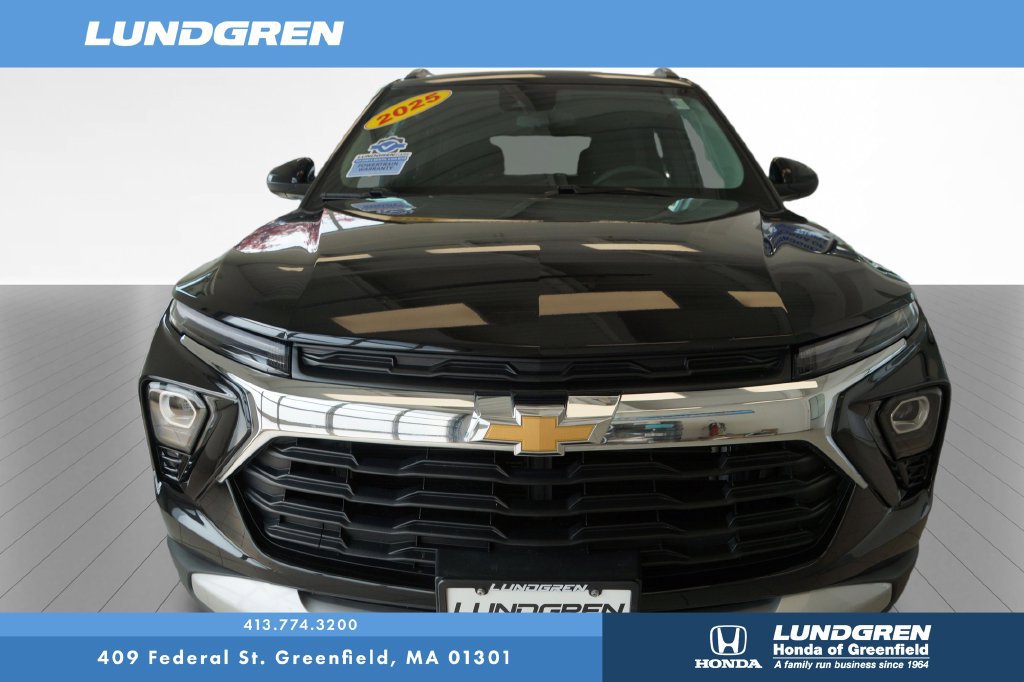 Used 2025 Chevrolet TrailBlazer LT AWD/4WD image 33