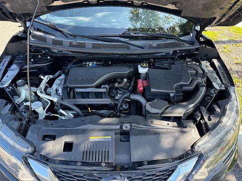 Used 2020 Nissan Rogue Sport SV FWD image 30