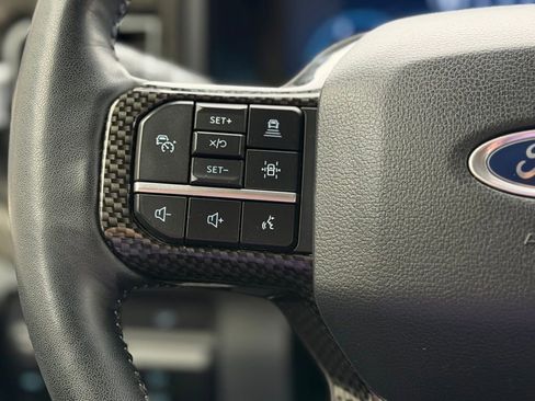 Used 2023 Ford F250 Lariat w/ Lariat Ultimate Package AWD/4WD image 27