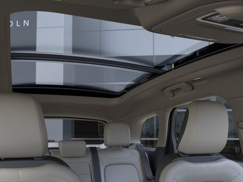 New 2026 Lincoln Corsair Premiere image 22