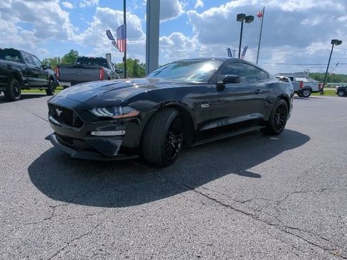 Used 2018 Ford Mustang GT Premium w/ GT Performance Package RWD image 5