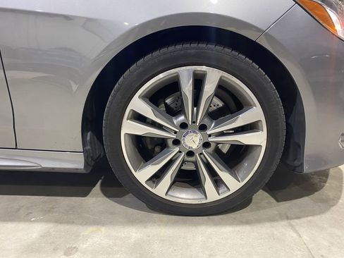 Used 2014 Mercedes-Benz E 350 Sedan image 21