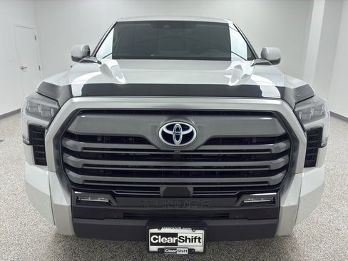 Used 2023 Toyota Tundra Limited image 3