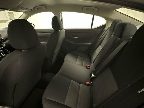 Used 2025 Nissan Sentra SR image 10