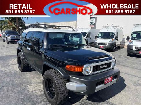 Used 2008 Toyota FJ Cruiser 4WD image 1