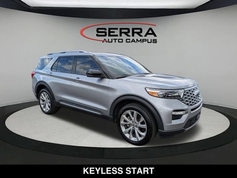 Used 2022 Ford Explorer Platinum w/ Equipment Group 601A AWD/4WD image 16
