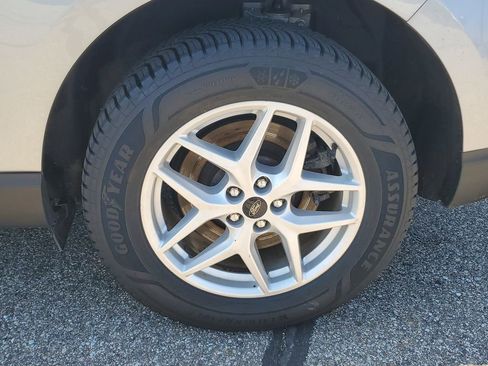 Used 2023 Ford Edge SEL AWD/4WD image 5