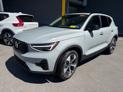 Used 2026 Volvo XC40 B5 Plus