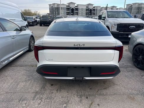 Used 2025 Kia K4 LXS image 13