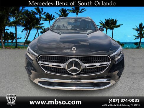 Used 2025 Mercedes-Benz GLC 300 4MATIC image 19