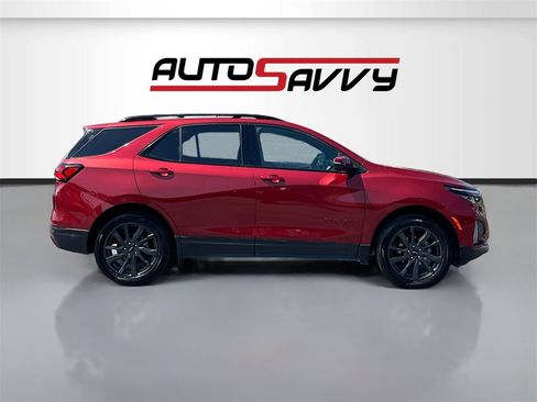 Used 2024 Chevrolet Equinox RS w/ RS Leather Package image 8