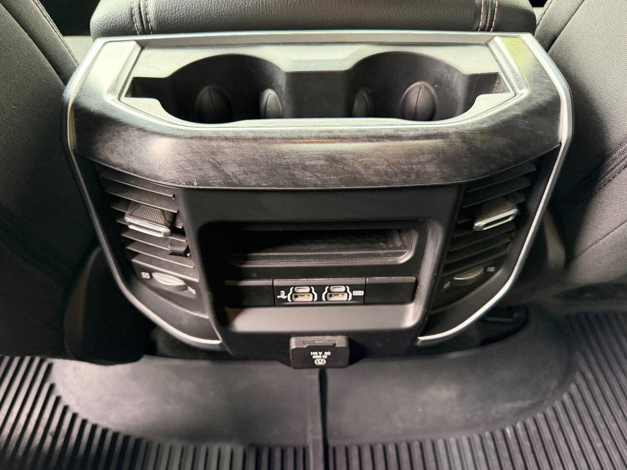 Used 2019 RAM 1500 Big Horn AWD/4WD image 17