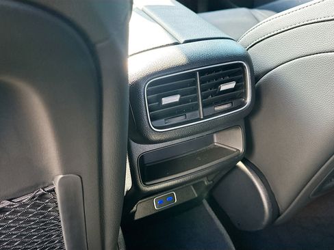 Used 2025 Mercedes-Benz GLE 450 GLE 450 w/ Winter Package image 25