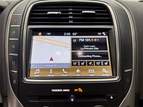 Used 2017 Lincoln MKX Reserve w/ Lincoln MKX Climate Package image 23