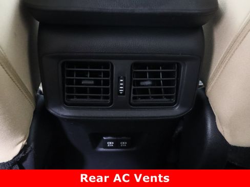 Used 2021 Toyota RAV4 XLE image 29