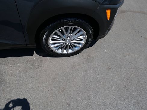 Used 2021 Hyundai Kona SEL Plus AWD/4WD image 34