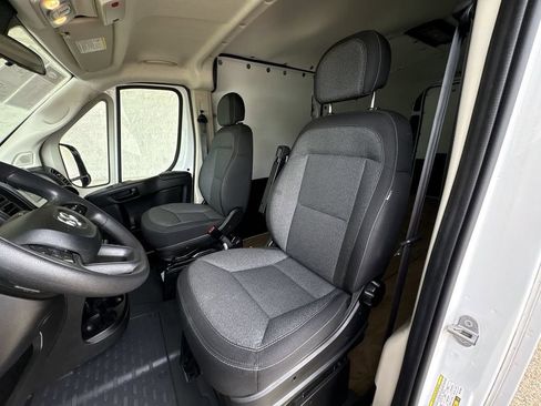 Used 2022 RAM ProMaster 2500 FWD image 18