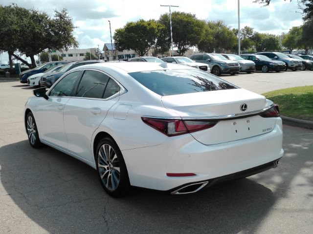 Used 2020 Lexus ES 350 w/ Premium Package FWD image 9