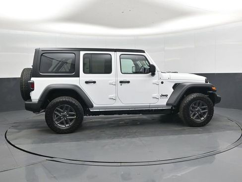 New 2026 Jeep Wrangler Unlimited Sport w/ Convenience Group image 2