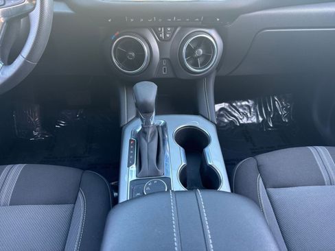 Used 2025 Chevrolet Blazer LT image 41