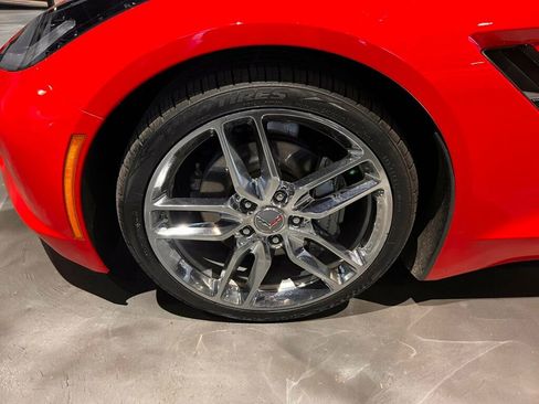 Used 2018 Chevrolet Corvette Stingray Convertible w/ 3LT Preferred Equipment Group RWD image 15