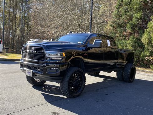 Used 2024 RAM 3500 Laramie w/ Night Edition image 5