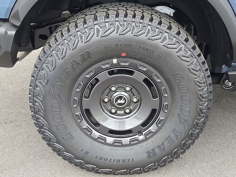 New 2025 Ford Bronco Big Bend w/ Black Diamond Package image 7