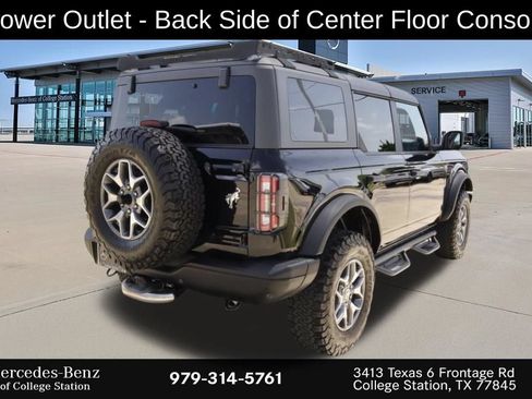 Used 2023 Ford Bronco Badlands AWD/4WD image 8