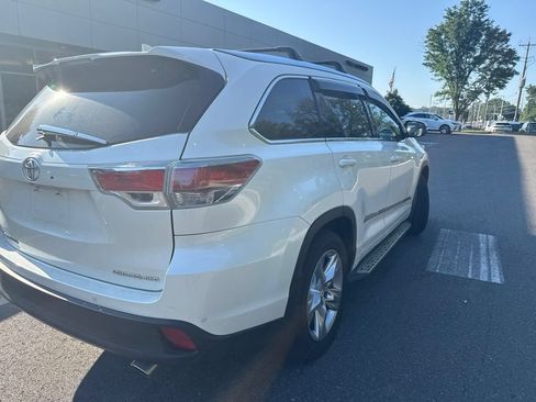 Used 2015 Toyota Highlander Limited Platinum AWD/4WD image 7