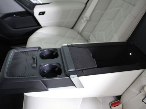 Certified 2024 BMW 740i 740i w/ Premium Package 2 image 22