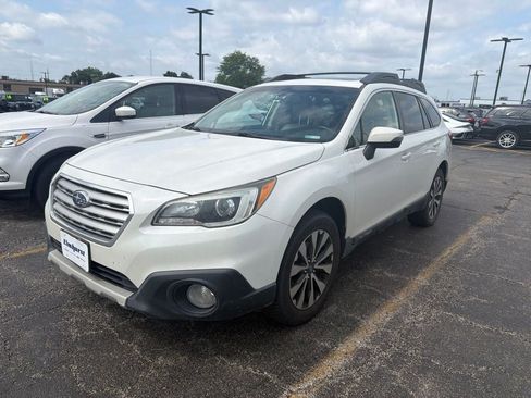 Used 2017 Subaru Outback 2.5i Limited AWD/4WD image 3