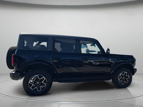 New 2025 Ford Bronco Outer Banks image 34