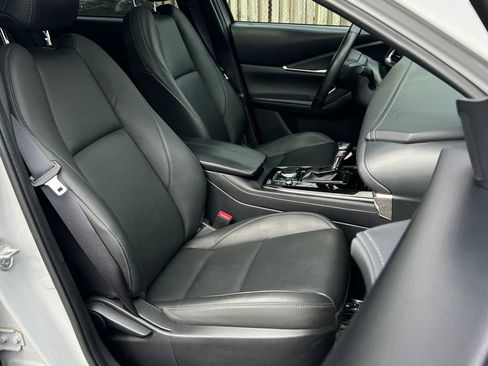 Used 2025 MAZDA CX-30 AWD 2.5 S w/ Preferred Package image 11