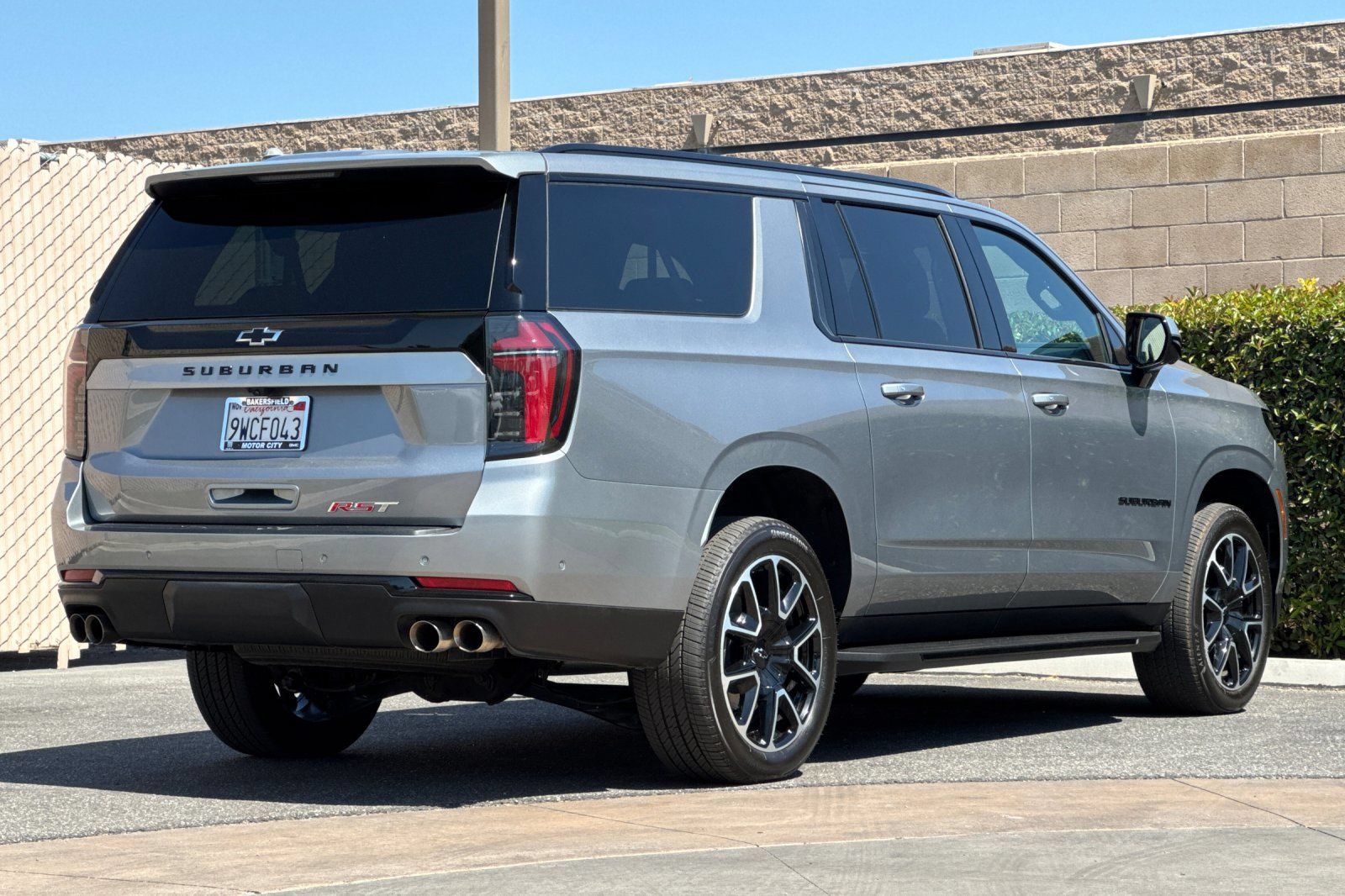 Certified 2026 Chevrolet Suburban RST RWD image 4