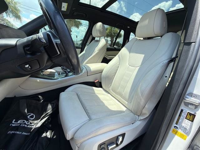 Used 2022 BMW X5 sDrive40i w/ M Sport Package RWD image 10