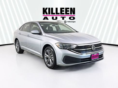 Used 2023 Volkswagen Jetta SE FWD image 1