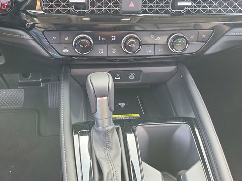 Used 2025 Honda Accord Touring image 22