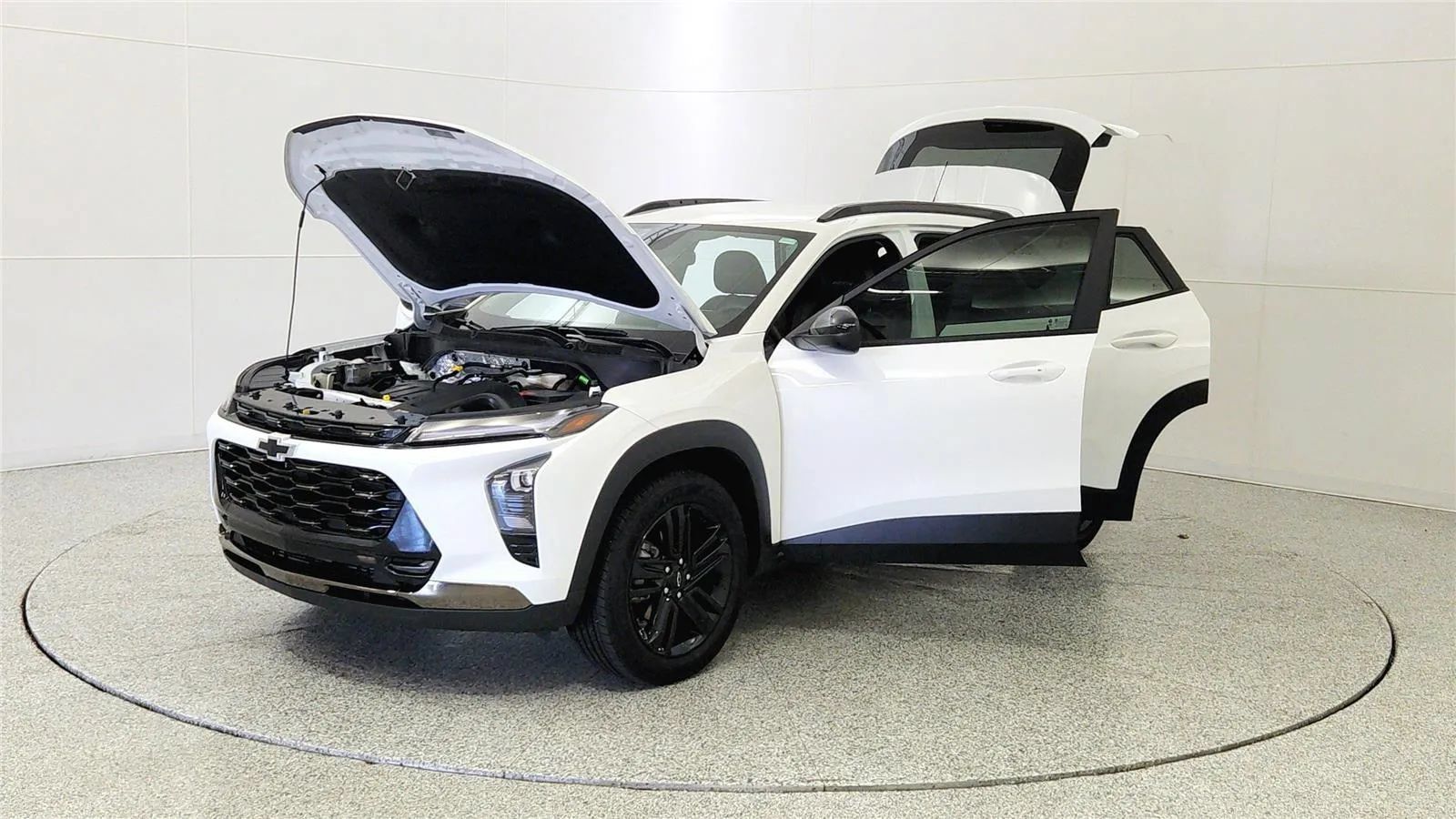 Used 2025 Chevrolet Trax ACTIV w/ Driver Confidence Package FWD image 11